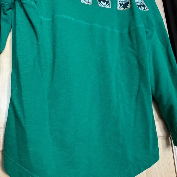 VS PINK Vibrant Green Winter Bling Pullover - Picture 8 of 8